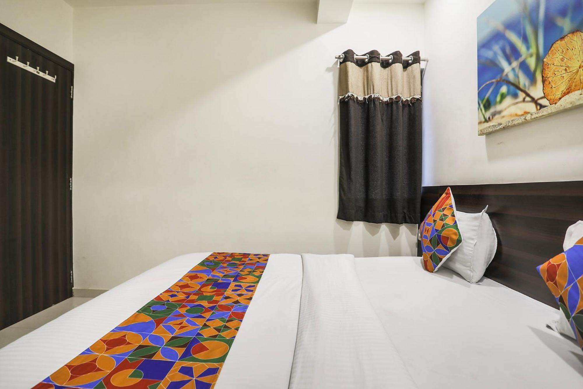 Fabhotel Sk 拉杰果德 外观 照片