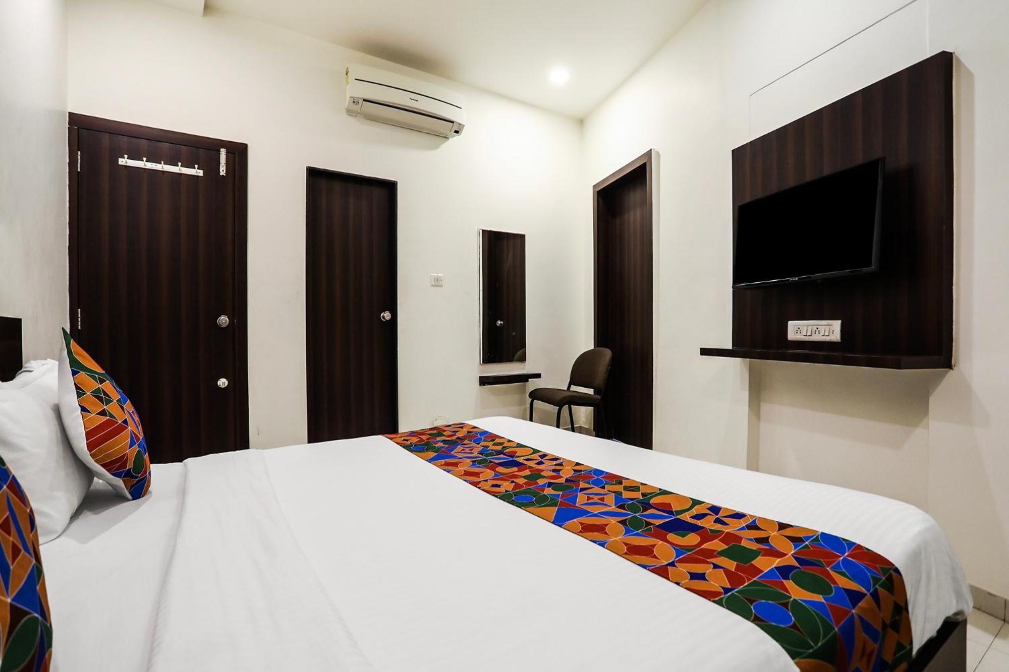 Fabhotel Sk 拉杰果德 外观 照片