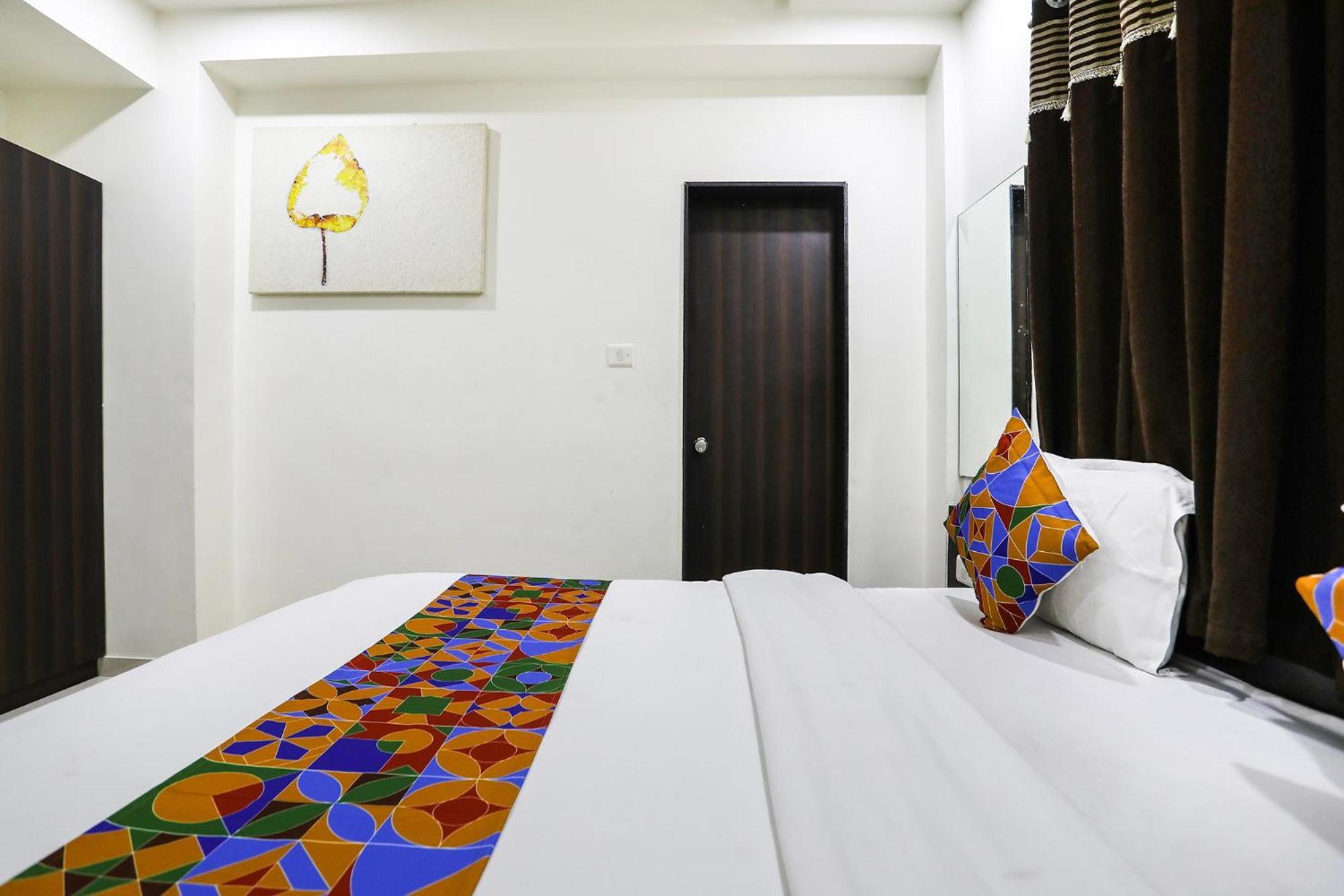 Fabhotel Sk 拉杰果德 外观 照片